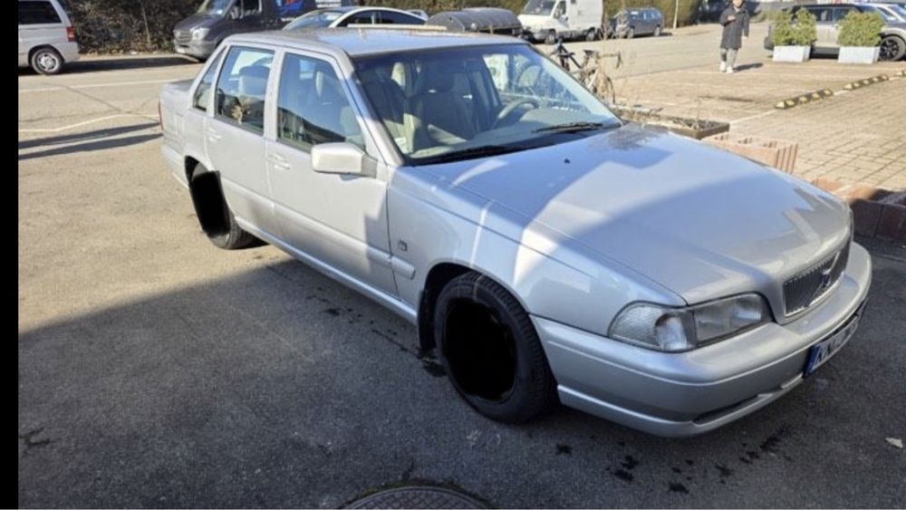 Продава се само на части Волво S70 2.5tdi