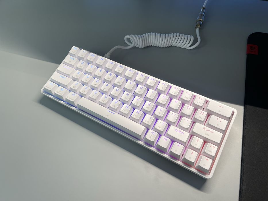 Tastatura mecanica TMKB T63 alb/negru