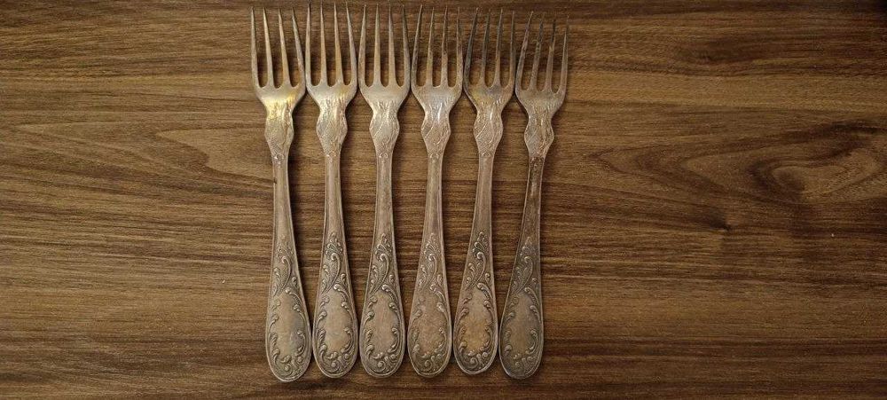 Редкие вилки для рыбы 6 шт, Посеребренный мельхиор СССР. Есть 3 набора