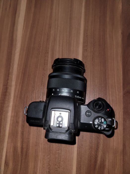 Фотоаппарат Canon M50