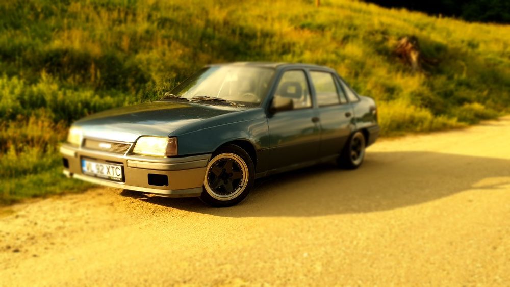 OPEL Kadett 1989 — imagine 3