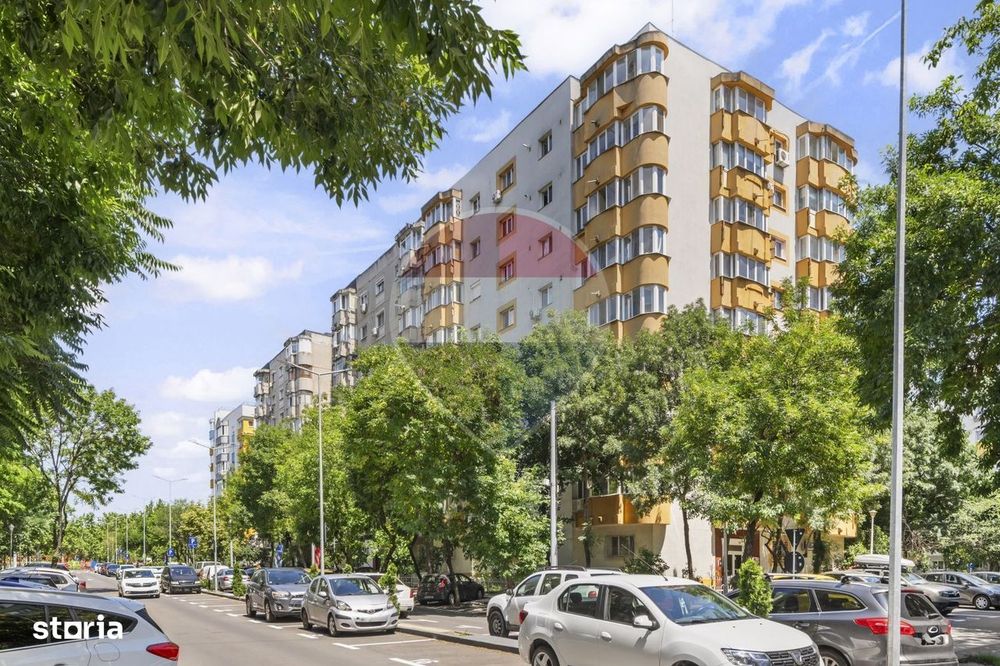 Apartament cu 4 camere de vânzare în zona Sebastian