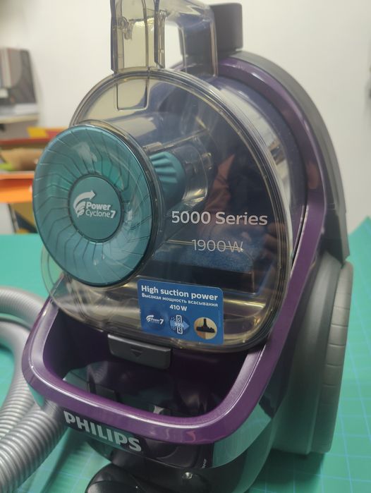 Пылесос Philips FC9571. Б/у