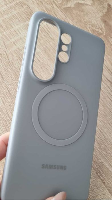 Vand husa originala Samsung pentru Galaxy S26 Ultra