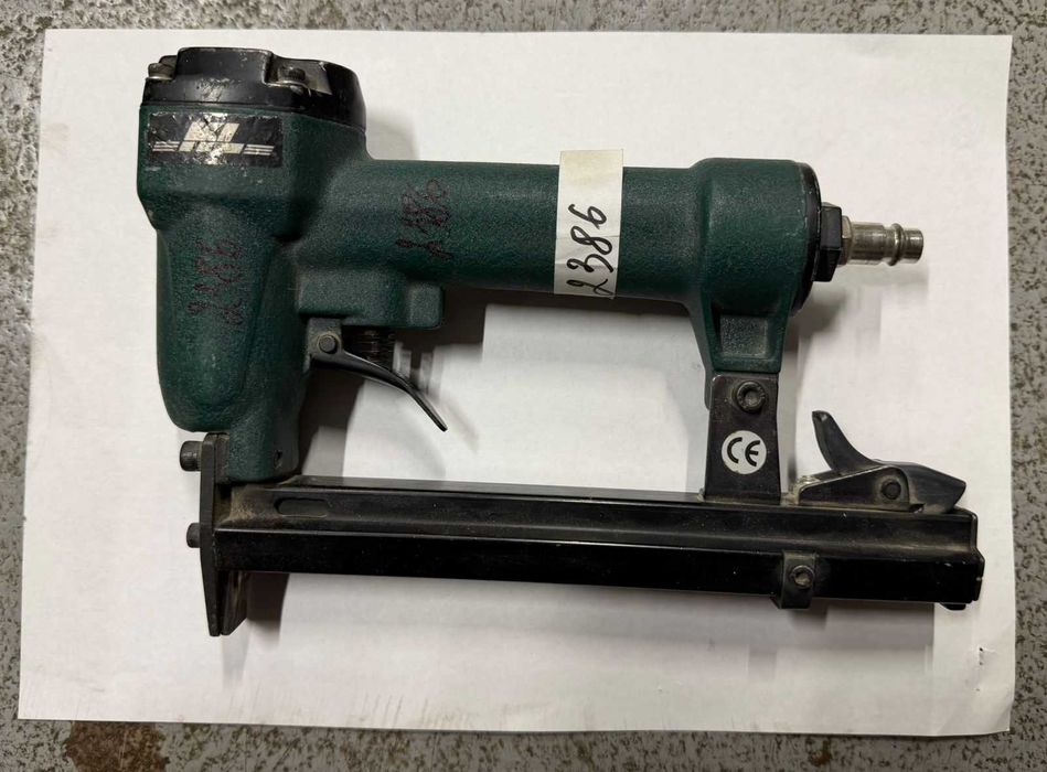 Пневмопистолет KL l/скоб