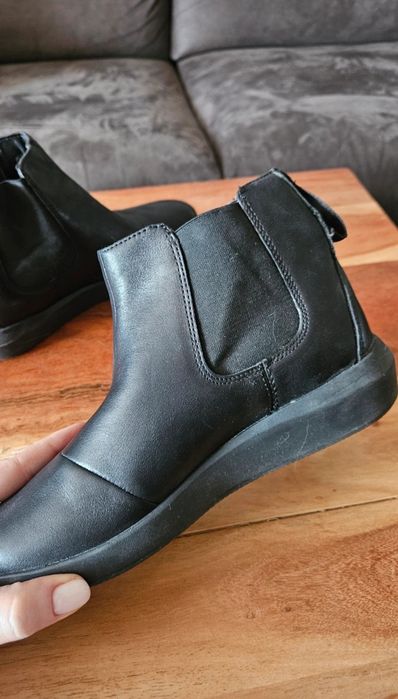 Botine de piele Clarks