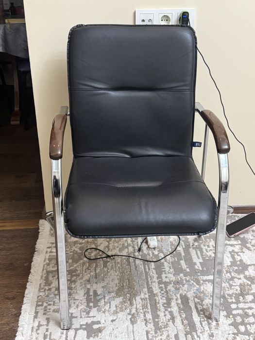 Офисный стульчик