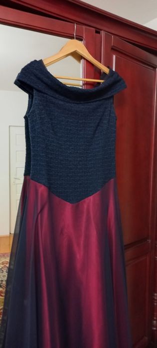 Rochie de ocazie.