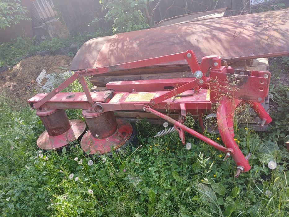 Tractor plus utilaje