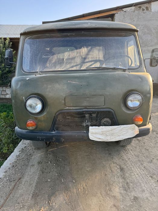 UAZ Sotiladi  holati alo