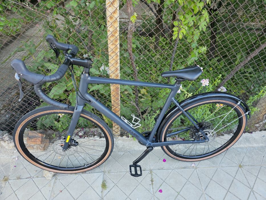 2026 Като нов Cube Nuroad Pro Gravel XL рамка 1х11 Shimano Cues на проходни оси Хидравлични дискови