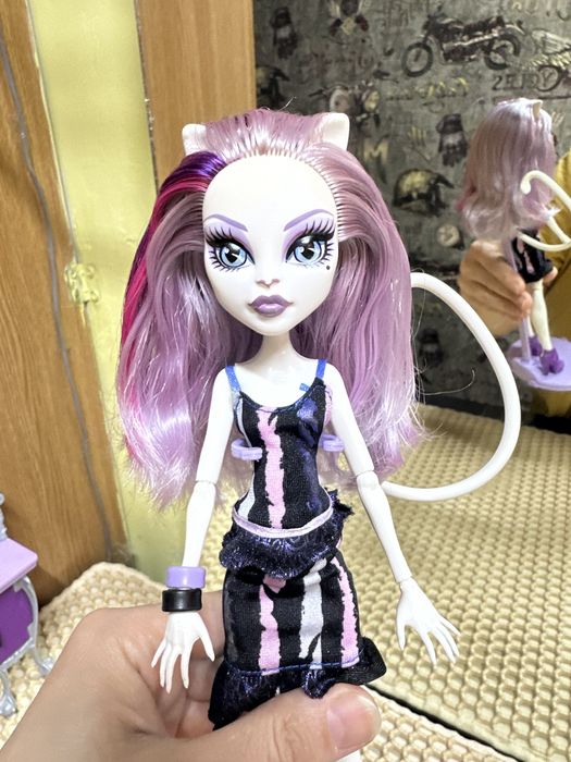 Продам куклу монстр хай!