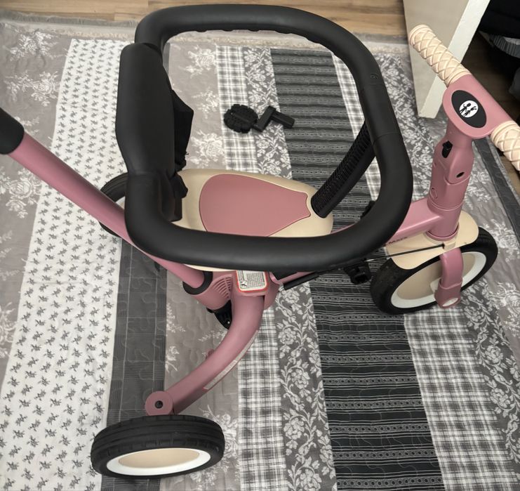 Tricicleta pentru copii PETITE&MARS