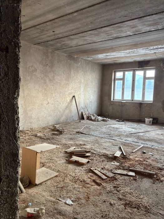 Генерал Узоков. Банковски дом 3 х ком. 145 м2 + 80 м2 мансарда