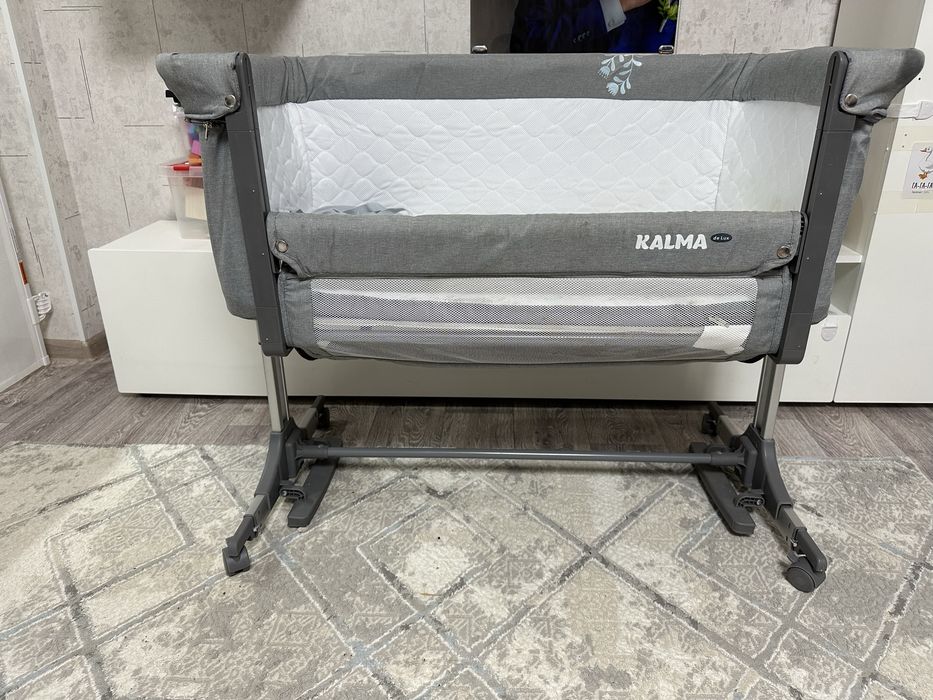 Продам прикроватную кроватку