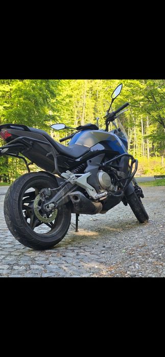 CFMOTO 650MT — 2023, 649 cmc, 55 CP (41kW)