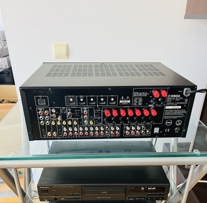 Receiver 7.2  Yamaha  RX V765
