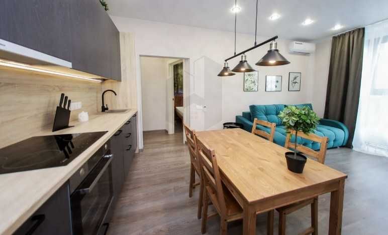 Дава се под наем Двустаен апартамент в Пловдив, Изгрев - 65 кв.м за 234.6 € - Снимка #2