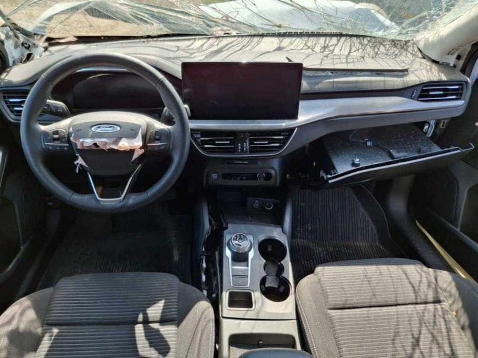 Dezmembrez Ford Focus 4 Facelift Sedan 1.5 EcoBlue Y9DA 115 cai