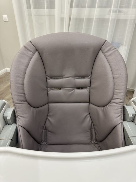 Стульчик для кормления Tatamia