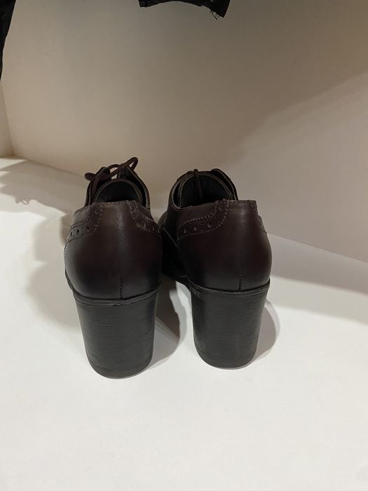 обувь коричневый новая