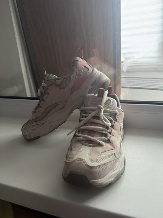 Продаю кроссовки