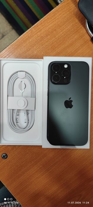 iPhone 16 Pro Max, Black Titanium, 256GB