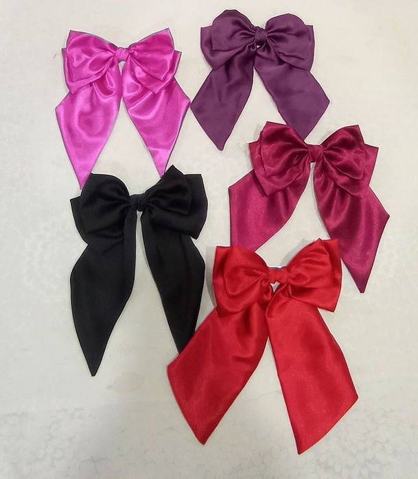 Красиви панделки шноли