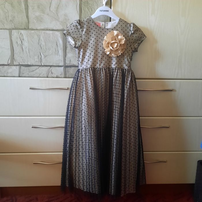 Продам нарядное платье