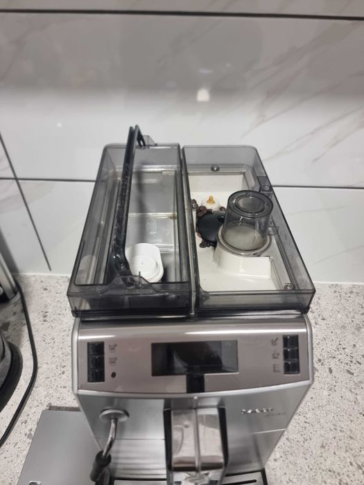 Espressor automat Saeco Lirika Plus