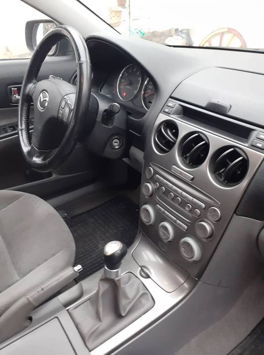 Mazda  6    2.0  бензин  2003 година 146 кс.