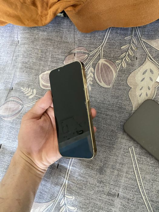 İphone 13 pro gold