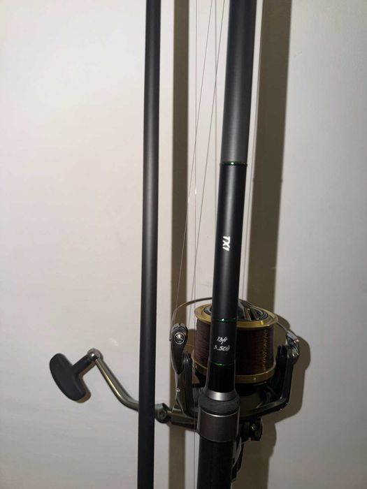 Шаранджийска въдица SHIMANO Tribal TX 1A 13ft INTENSITY  3,5++ либри  + Калъф за въдица SHIMANO Trench 13ft Padded Rod Sleeve