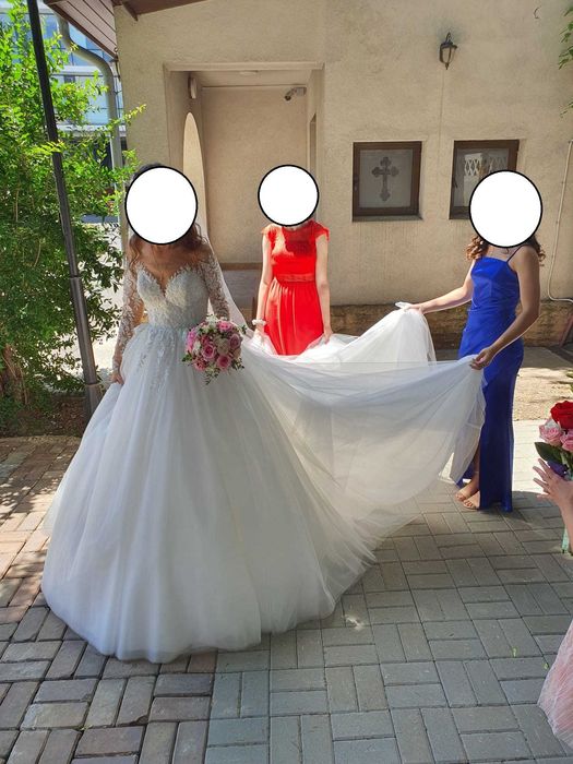 Rochie de mireasă printesa Vladiyan new beginning NB2310 cu trena voal