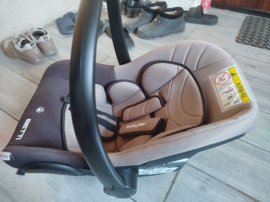 Продам детскую автолюлька