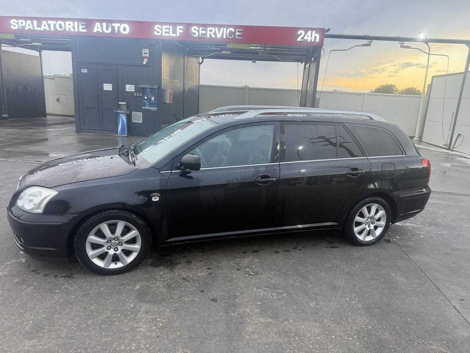 TOYOTA Avensis 2012 — imagine 2