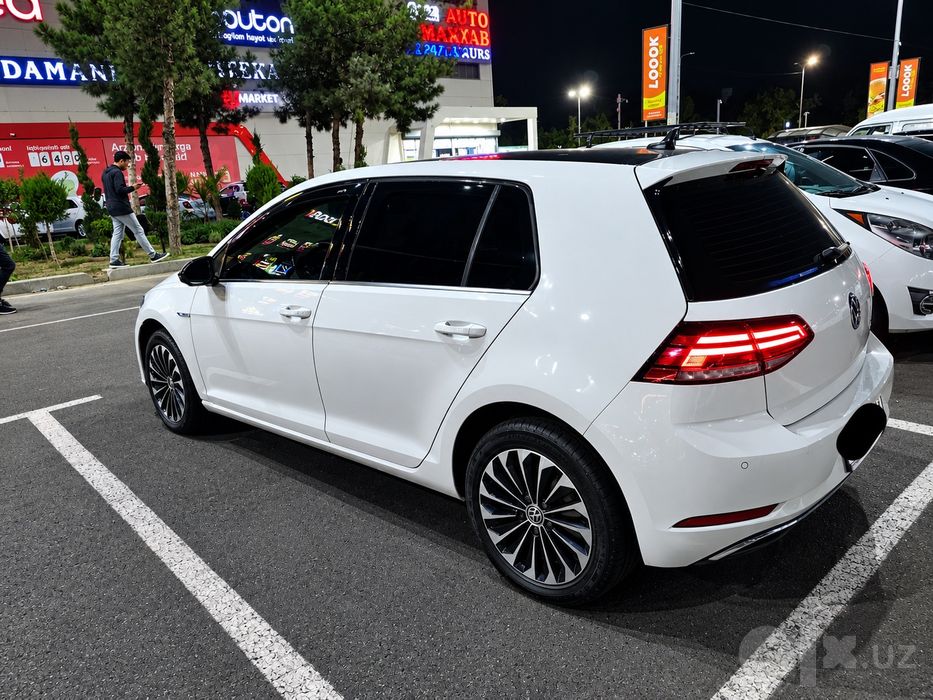 Volkswagen E-golf 2020