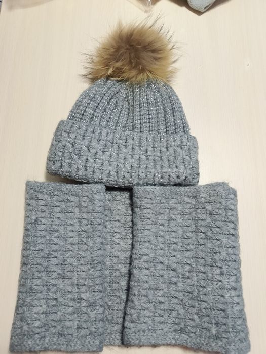 Набор зима ,шапка и хомут