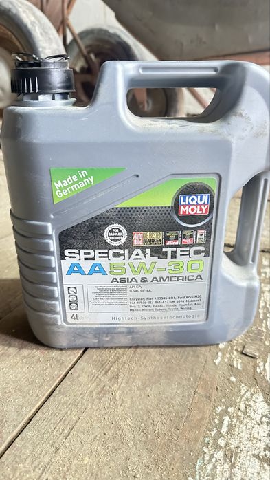 Продам масло ликви моли 5/30