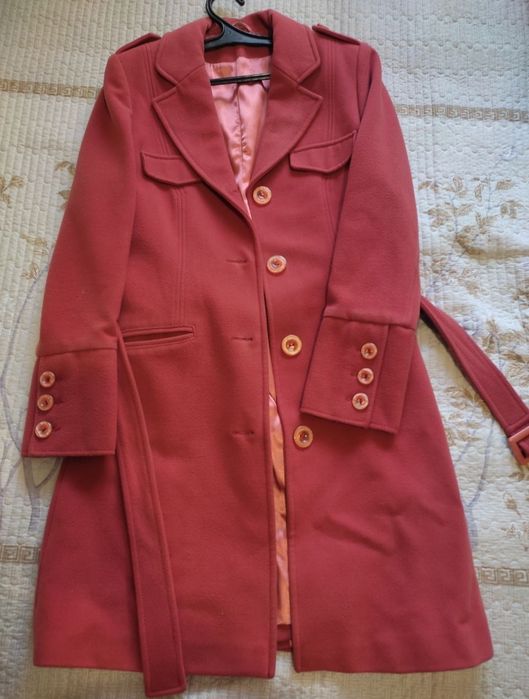 Женское пальто .