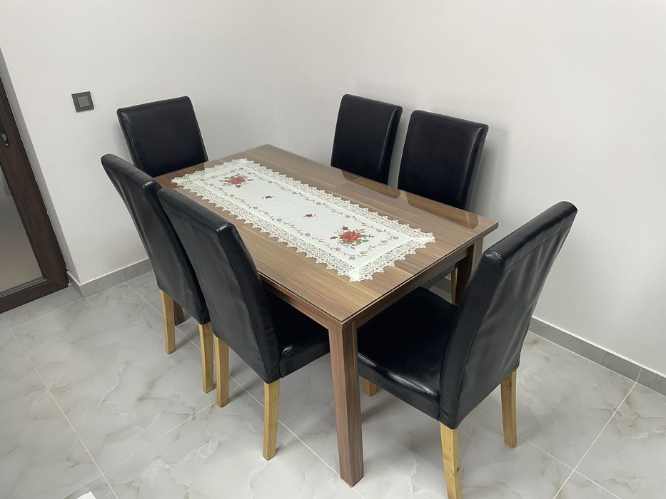 Set masa extensibila + scaune