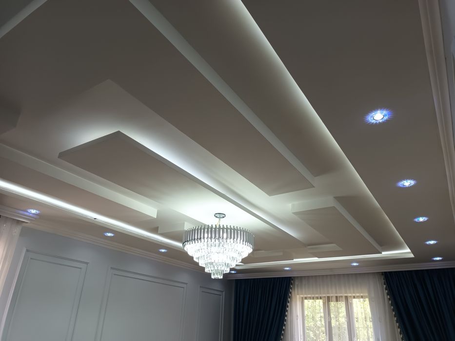 Пәтерде, үйде люстра жинап, ілемін