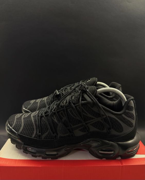 Nike Air Max Plus Triple Black/Reflective - 40,41,42,43,44,45,46