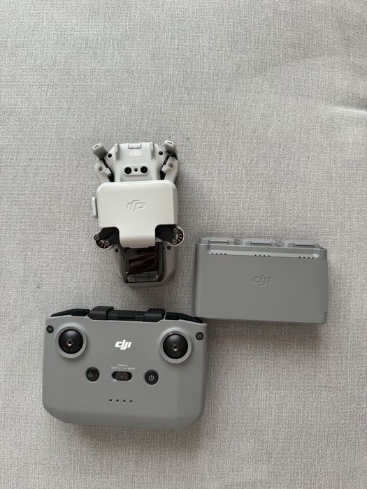 Drona DJI Mini 4K fly more combo