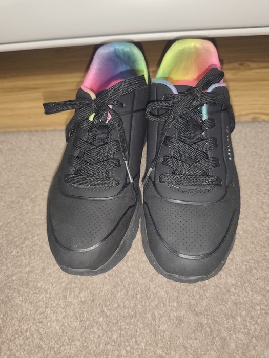 Adidași Skechers negri m 36