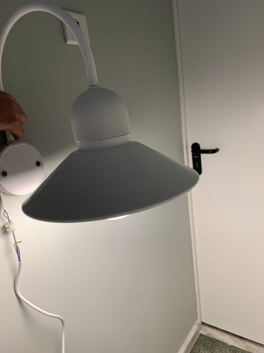 Винтидж бяла външна стенна лампа /90-те