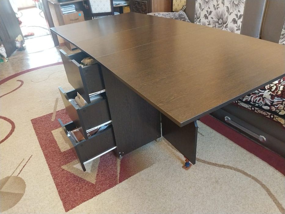 Продам раскладной стол