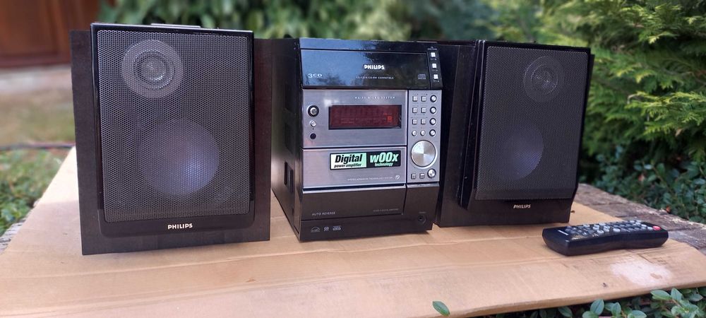 CD плейър и касетофон Филипс с много  екстри