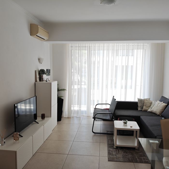 Închiriez apartament 2 camere decomandate Tudor s Residence Mamaia