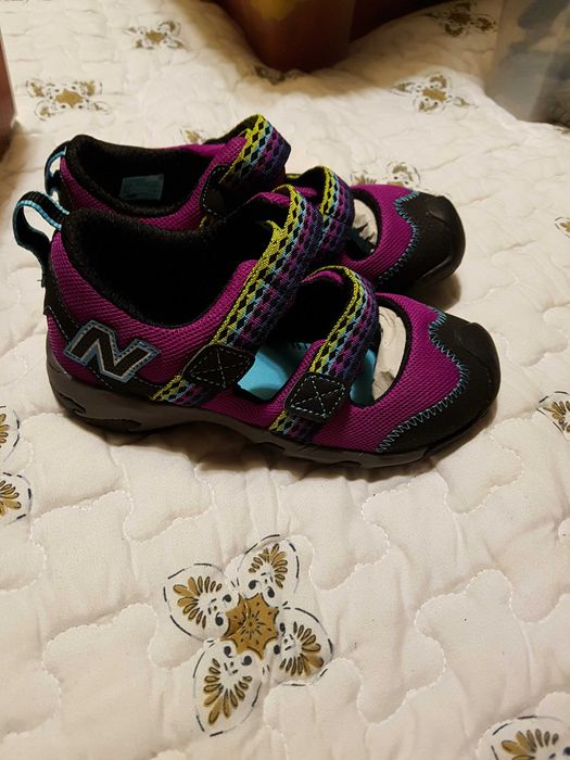 Нови сандали New balance 30, 32 и 32 1/2